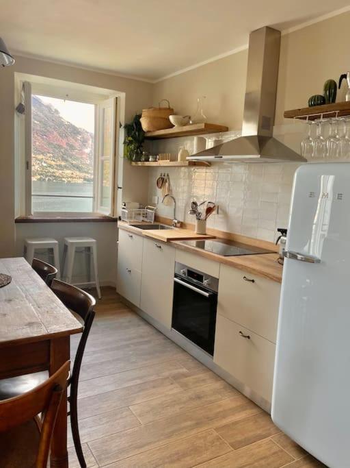 Il Noce Lake View Apartment Lezzeno Exteriér fotografie