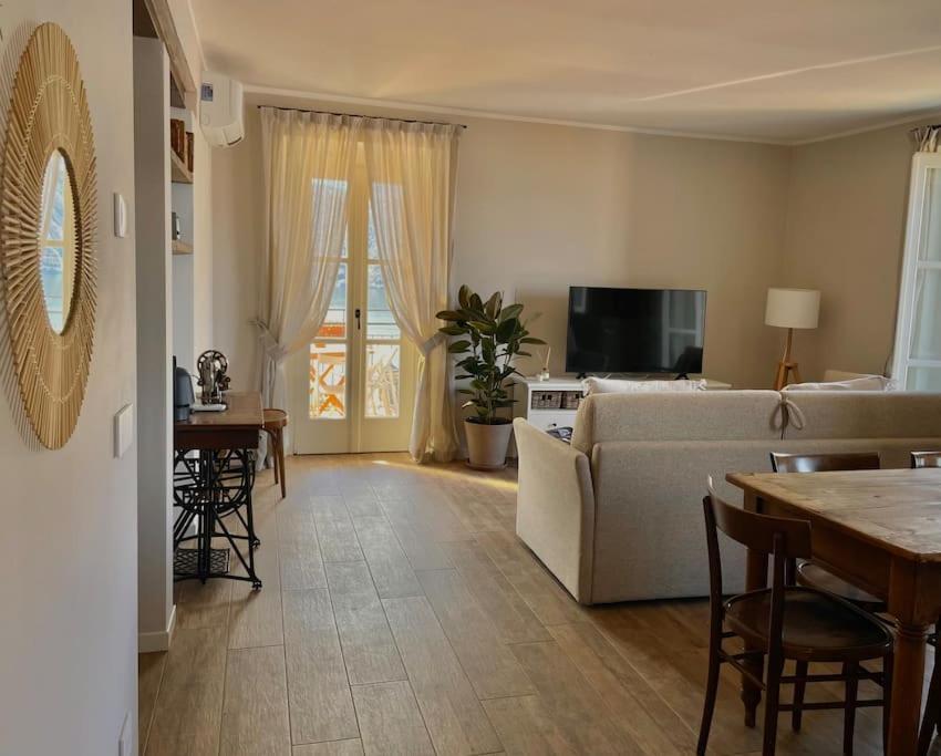 Il Noce Lake View Apartment Lezzeno Exteriér fotografie